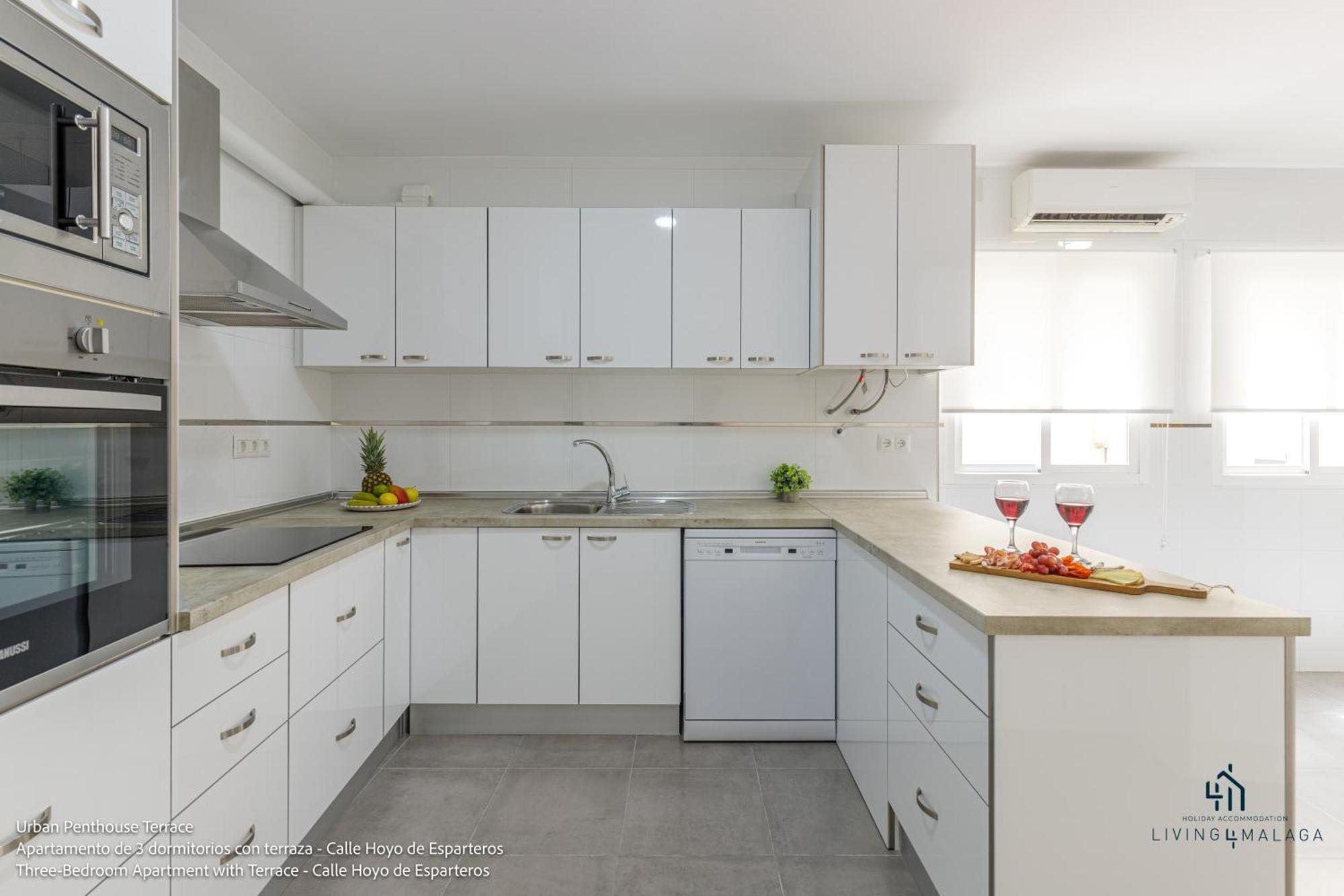 Living4Malaga Urban Apartments Екстер'єр фото